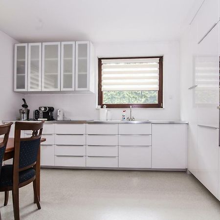 Apartamenty Hierowskiego 60G Катовице Экстерьер фото